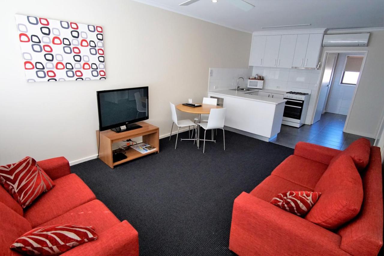 Parkview Motor Inn And Apartments Уангарата Екстериор снимка