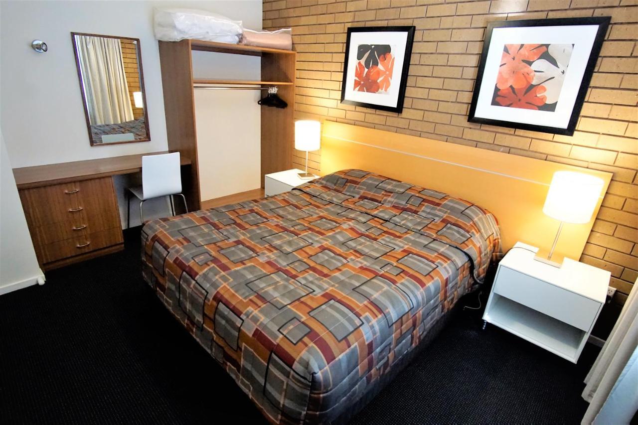 Parkview Motor Inn And Apartments Уангарата Екстериор снимка