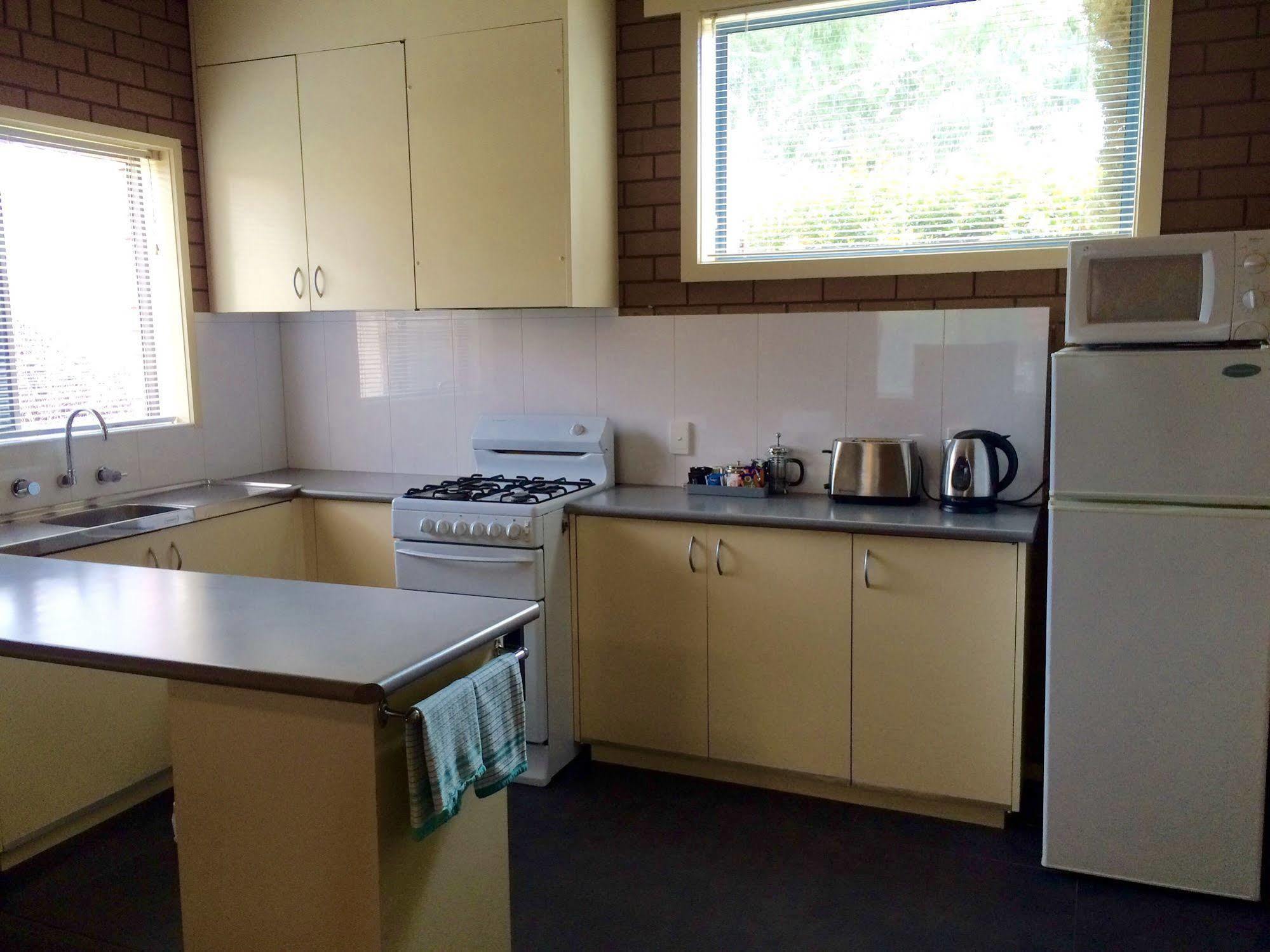 Parkview Motor Inn And Apartments Уангарата Екстериор снимка